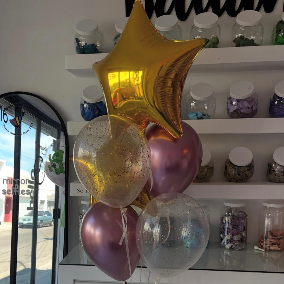Estrellas/corazones + globitos